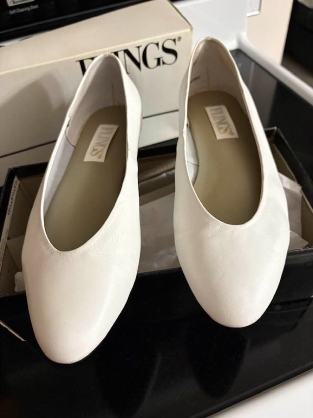 Flings White Dress shoes women's